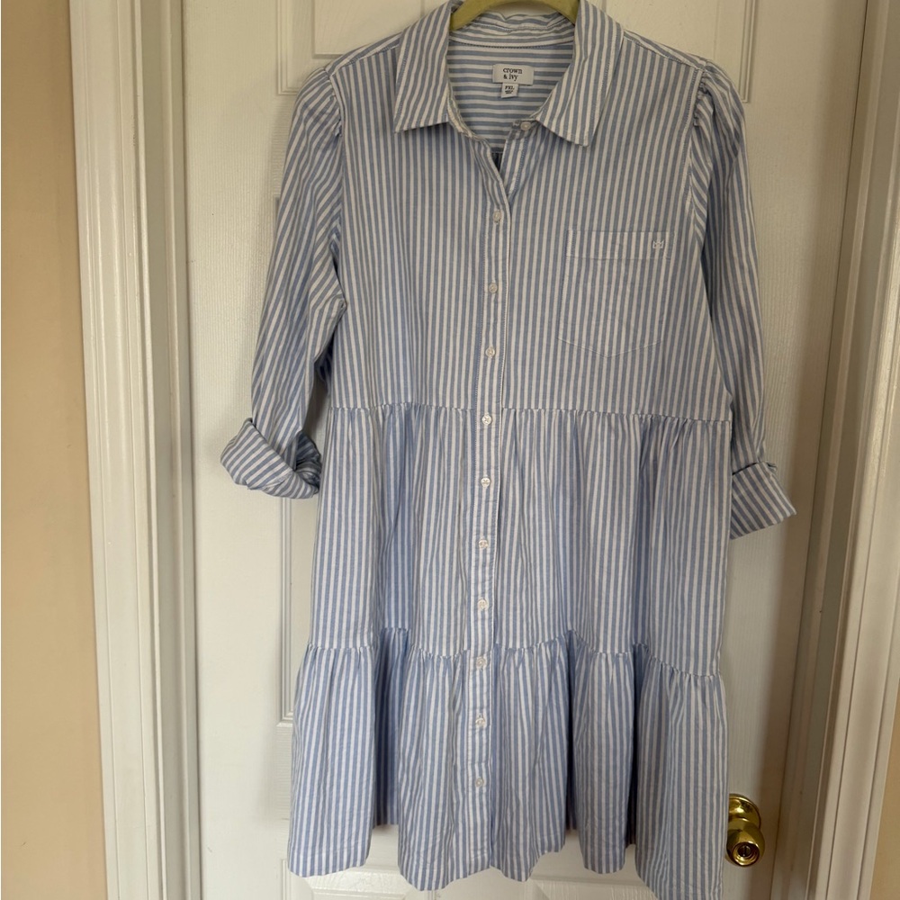 Crown & Ivy Blue and White Striped Dress. Beach Wear, Multi Season. NWOT